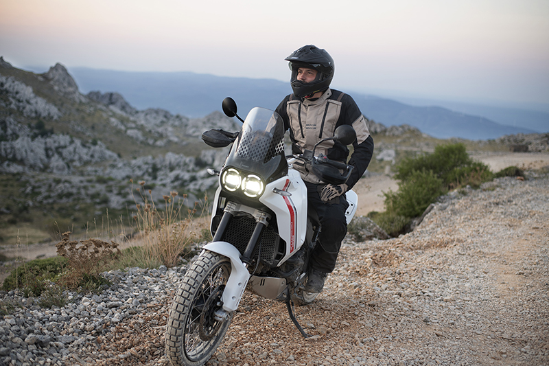 Held Hakuna Matata jacket lifestyle 4